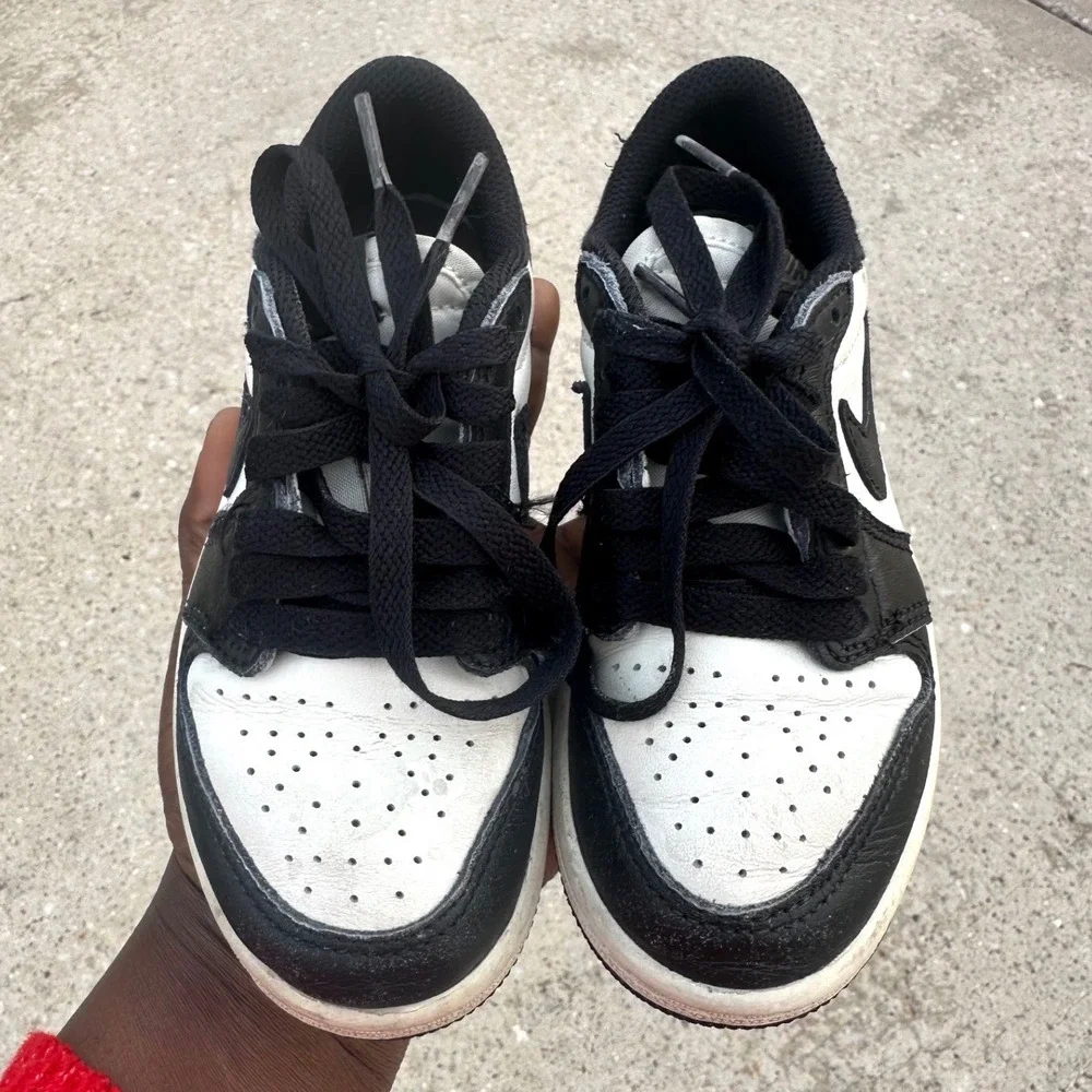 Nike Air Jordan 1 Retro Low OG Kids Sneakers Size 11 Sail‎ Black Dark Mocha